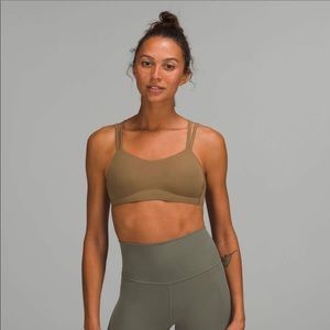 BRAND NEW Lululemon Like a Cloud Bra Size 4